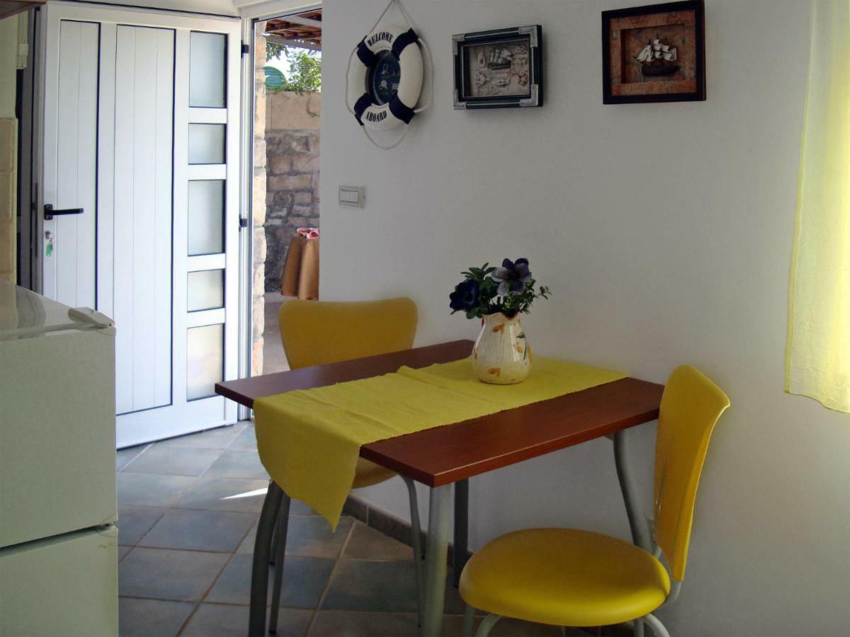 Holiday Home Garden Apartment - Brc650 By Interhome Sumartin Luaran gambar